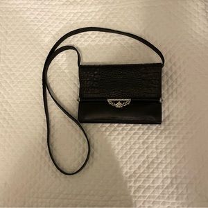 Brighton Black Croco Flap Crossbody Bag with Multiple Pockets and Card Slots